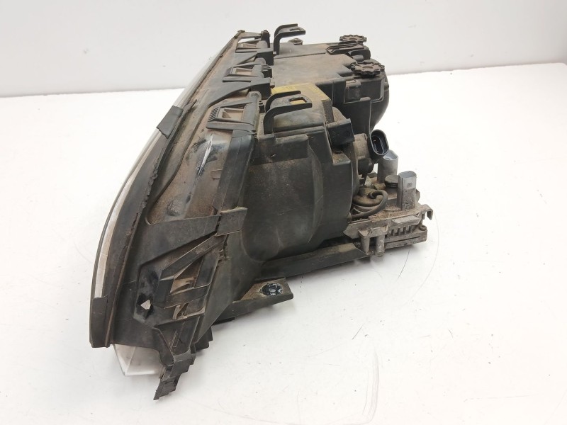 Recambio de faro derecho para bmw 3 (e46) 320 d referencia OEM IAM 6910968 0301177272 