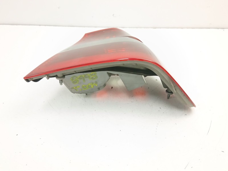 Recambio de piloto trasero derecho para bmw 3 (e46) 320 d referencia OEM IAM 6910532  
