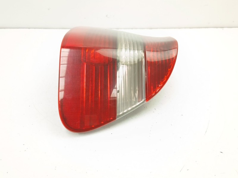 Recambio de piloto trasero derecho para bmw 3 (e46) 320 d referencia OEM IAM 6910532  