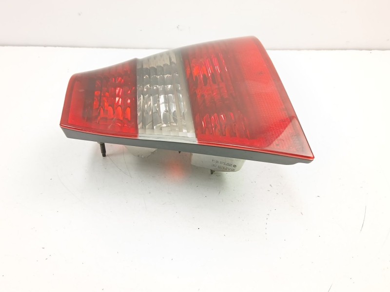 Recambio de piloto trasero derecho para bmw 3 (e46) 320 d referencia OEM IAM 6910532  
