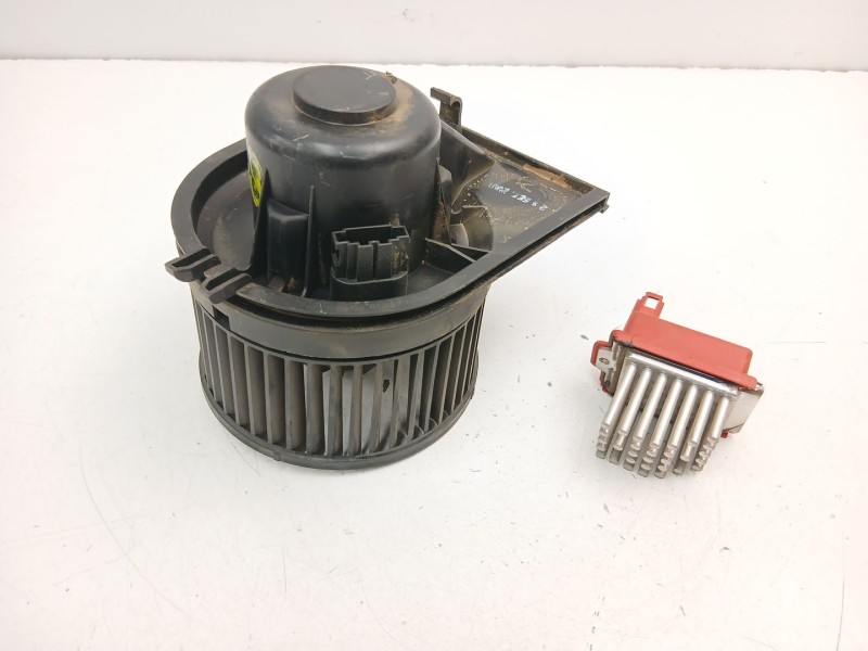 Recambio de motor calefaccion para seat ibiza ii (6k1) 1.4 i referencia OEM IAM 6N1819021A  
