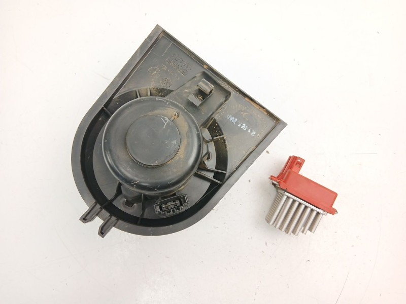 Recambio de motor calefaccion para seat ibiza ii (6k1) 1.4 i referencia OEM IAM 6N1819021A  