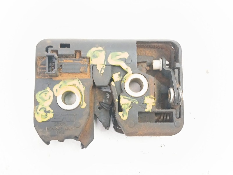 Recambio de cerradura maletero porton para seat ibiza ii (6k1) 1.4 i referencia OEM IAM 6K6827505A  