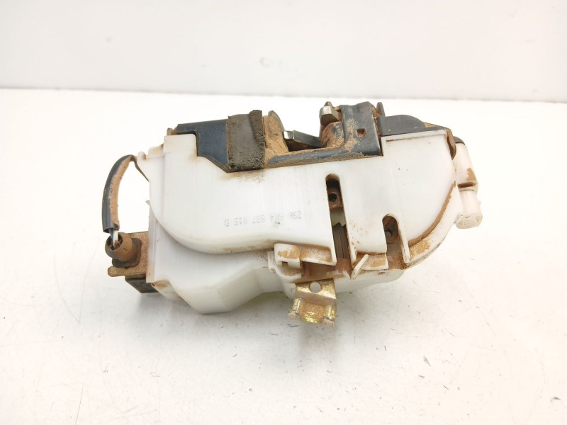 Recambio de cerradura puerta delantera izquierda para seat ibiza ii (6k1) 1.4 i referencia OEM IAM 6K4837015D  