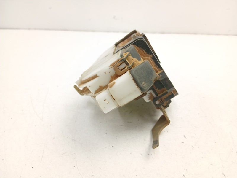 Recambio de cerradura puerta delantera izquierda para seat ibiza ii (6k1) 1.4 i referencia OEM IAM 6K4837015D  