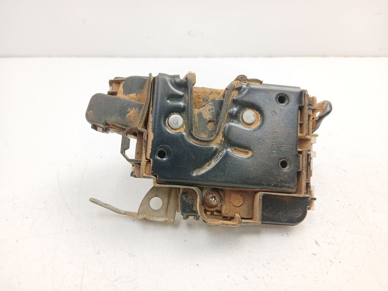 Recambio de cerradura puerta delantera izquierda para seat ibiza ii (6k1) 1.4 i referencia OEM IAM 6K4837015D  