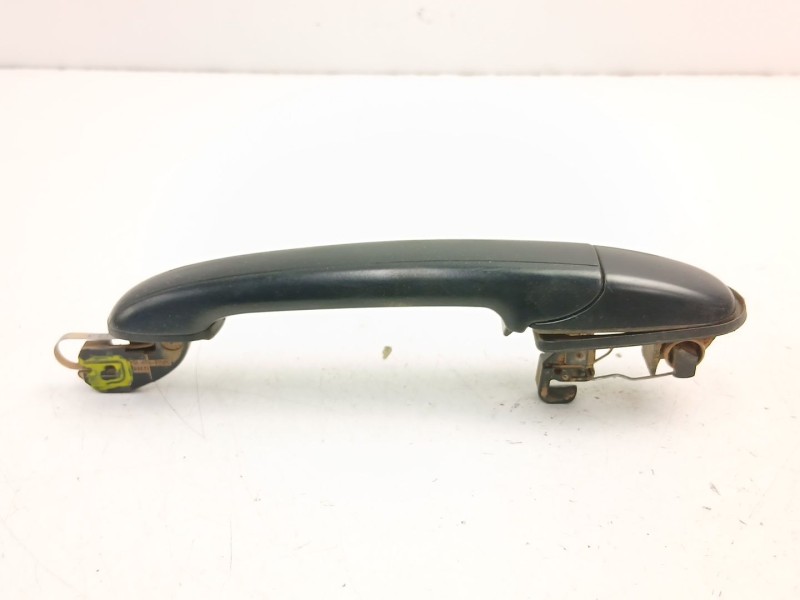 Recambio de manilla delantera derecha para seat ibiza ii (6k1) 1.4 i referencia OEM IAM 6K0837208A  