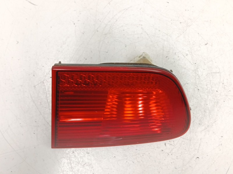 Recambio de piloto porton derecho para seat ibiza ii (6k1) 1.4 i referencia OEM IAM 6K6945108C  