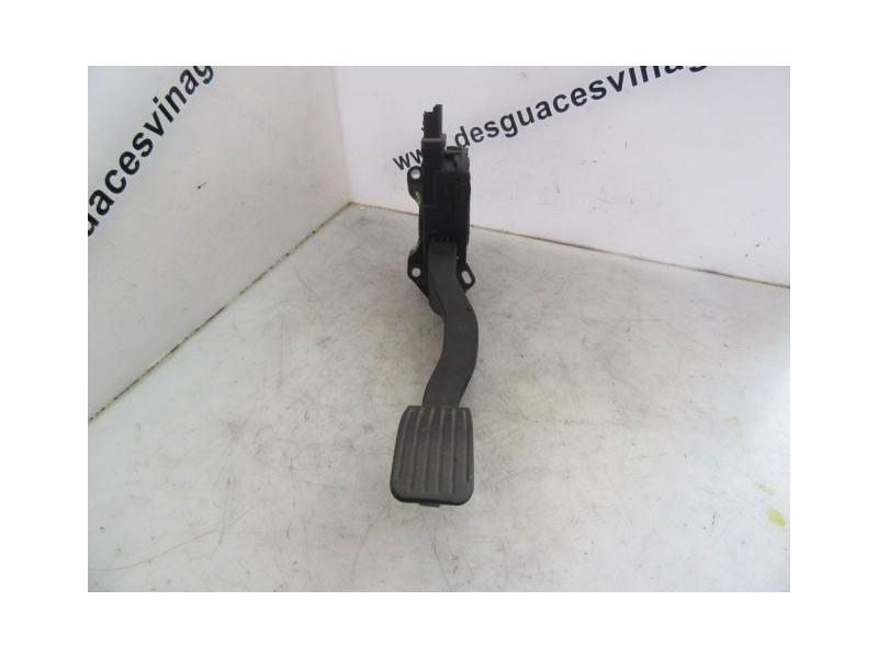 Recambio de potenciómetro aceleración : peugeot 207 : 1.4 hdi [2008] para peugeot 207 1.4 hdi referencia OEM IAM 9681844480-03  