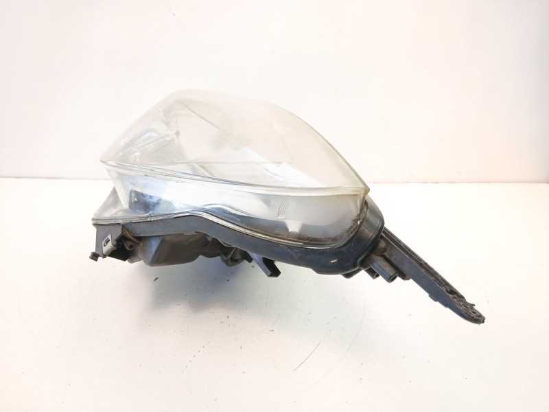 Recambio de faro izquierdo para opel insignia a (g09) 2.0 cdti (68) referencia OEM IAM 13226782  