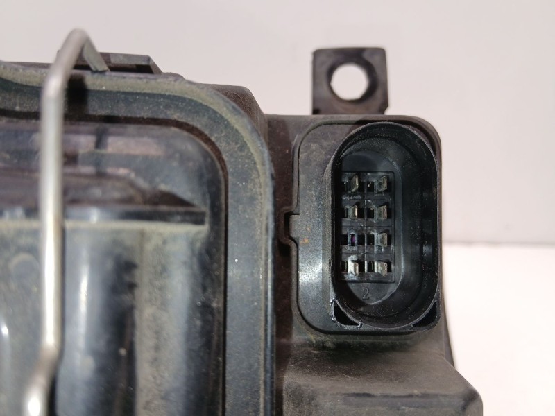 Recambio de faro derecho para seat toledo ii (1m2) 1.6 16v referencia OEM IAM 1M1941002D  