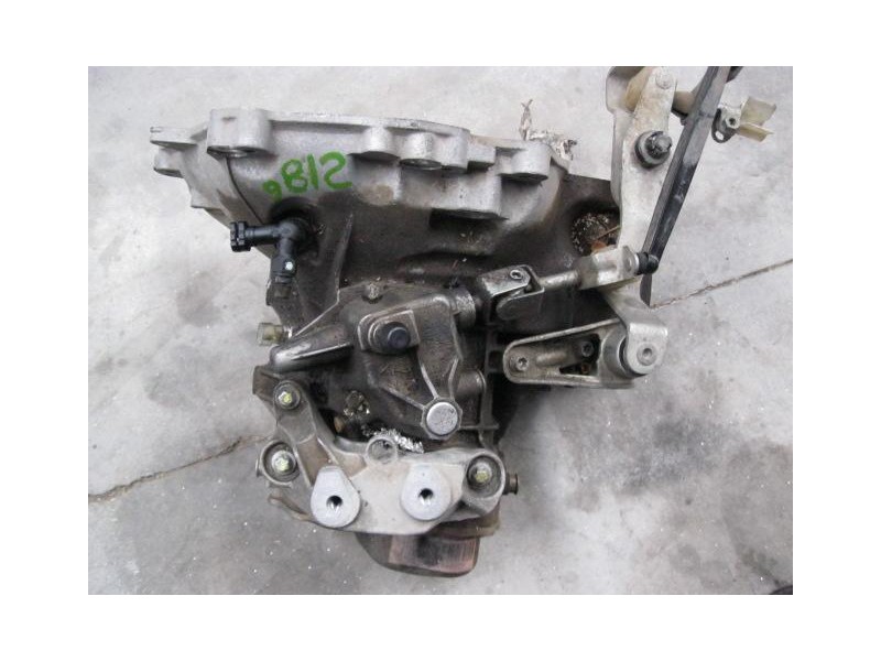 Recambio de cambio 5v (td/tdi ) : opel corsa : 1.3 td -z13dt (69,36cv) [2006] para opel corsa 1.3 td -z13dt referencia OEM IAM  