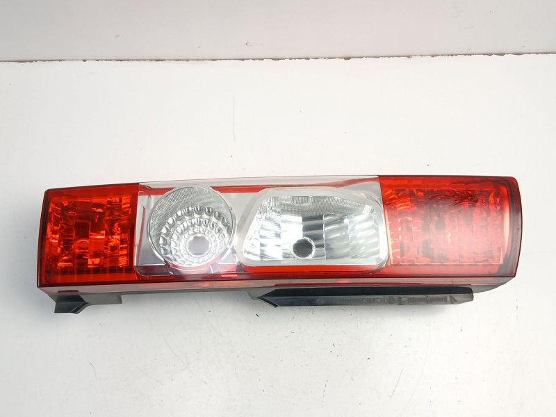 Recambio de piloto trasero izquierdo para fiat ducato furgoneta (250_) 160 multijet 3,0 d referencia OEM IAM 1355856080  