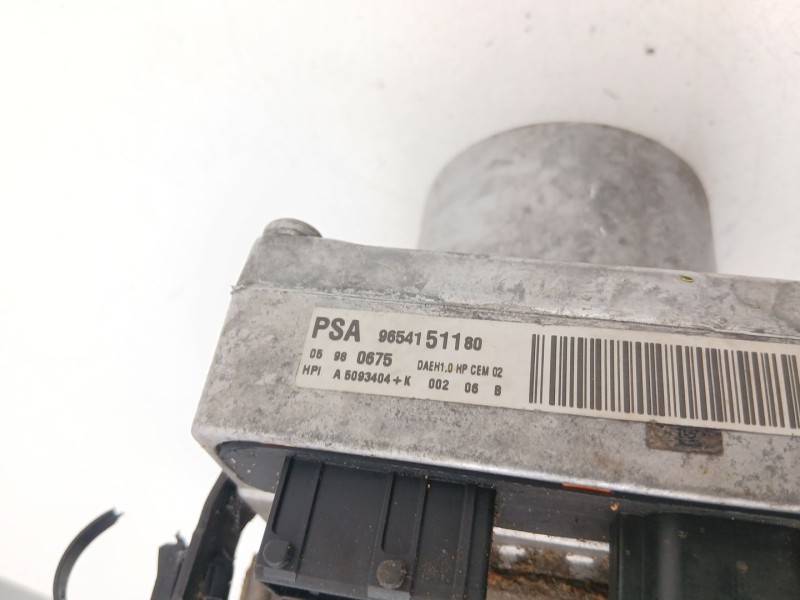 Recambio de bomba direccion electrica para peugeot 307 break (3e) 1.6 16v referencia OEM IAM 9654151180  