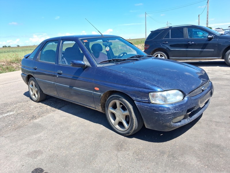 ford escort vi sedán (gal, afl) del año 1995