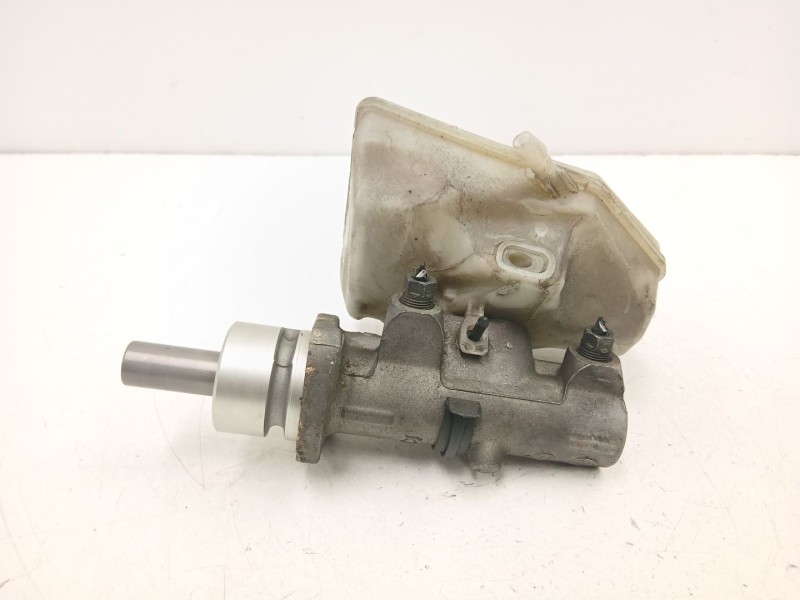 Recambio de bomba de freno para peugeot 406 (8b) 2.0 hdi 110 referencia OEM IAM 4601J8  