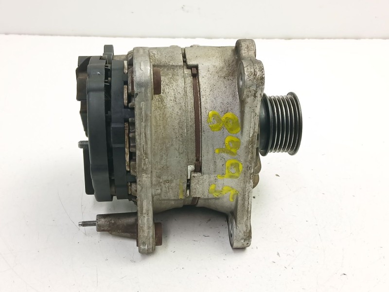 Recambio de alternador para seat ibiza ii (6k1) 1.4 i referencia OEM IAM 037903025L 0124315005 