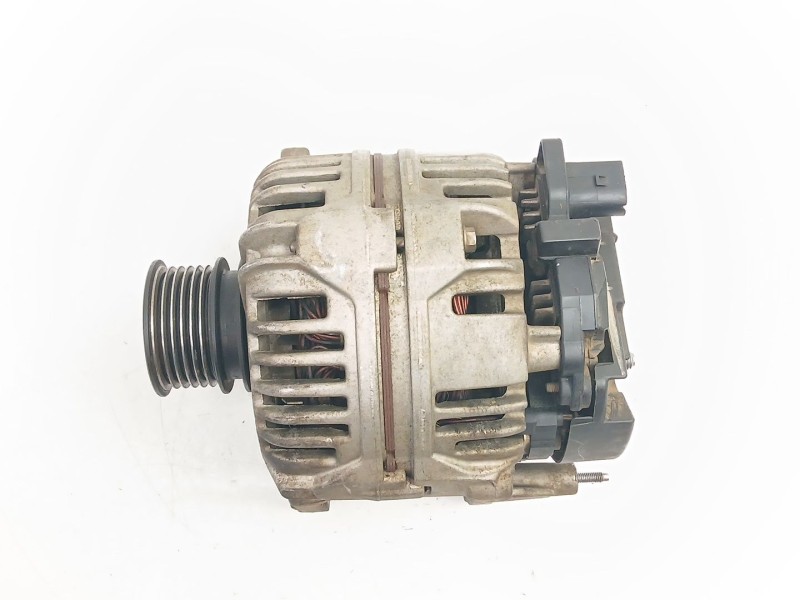 Recambio de alternador para seat ibiza ii (6k1) 1.4 i referencia OEM IAM 037903025L 0124315005 
