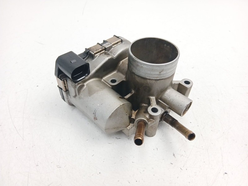 Recambio de caja mariposa para seat ibiza ii (6k1) 1.4 i referencia OEM IAM 030133062C 0280750095 