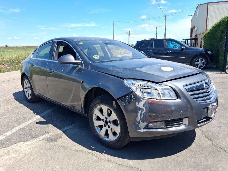 opel insignia a sedán (g09) del año 2008