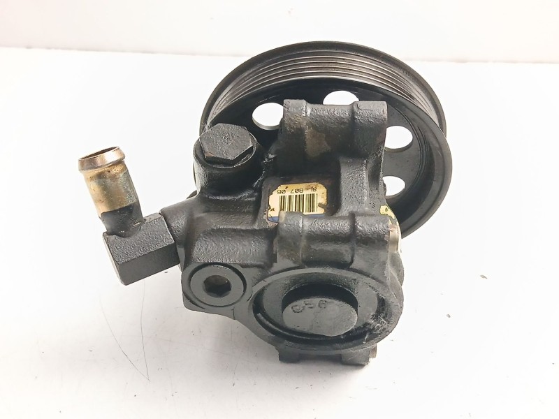 Recambio de bomba direccion para ford mondeo ii turnier (bnp) 2.0 i referencia OEM IAM XS2C3A674AA  