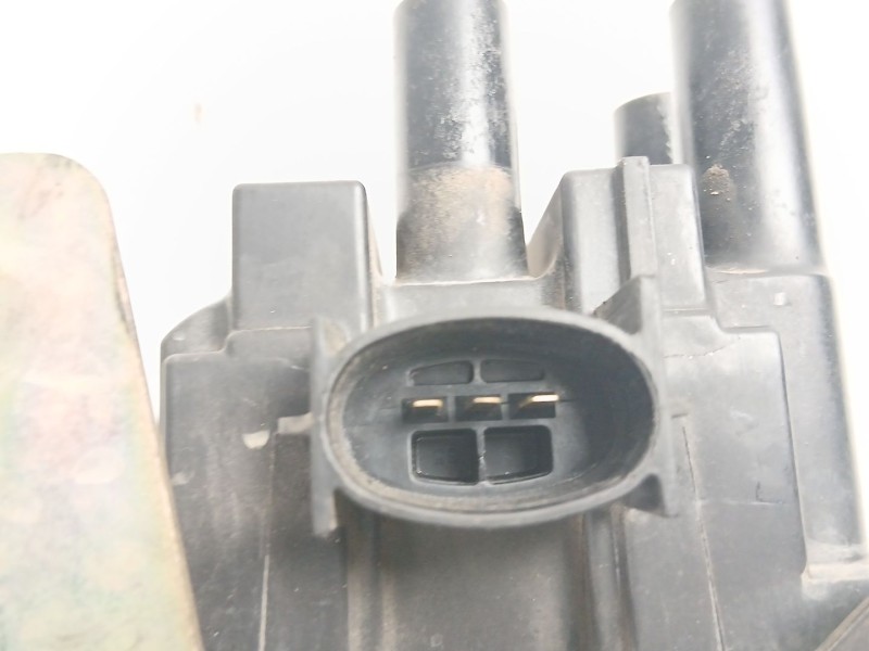 Recambio de bobina para ford mondeo ii turnier (bnp) 2.0 i referencia OEM IAM 988F12029AB  