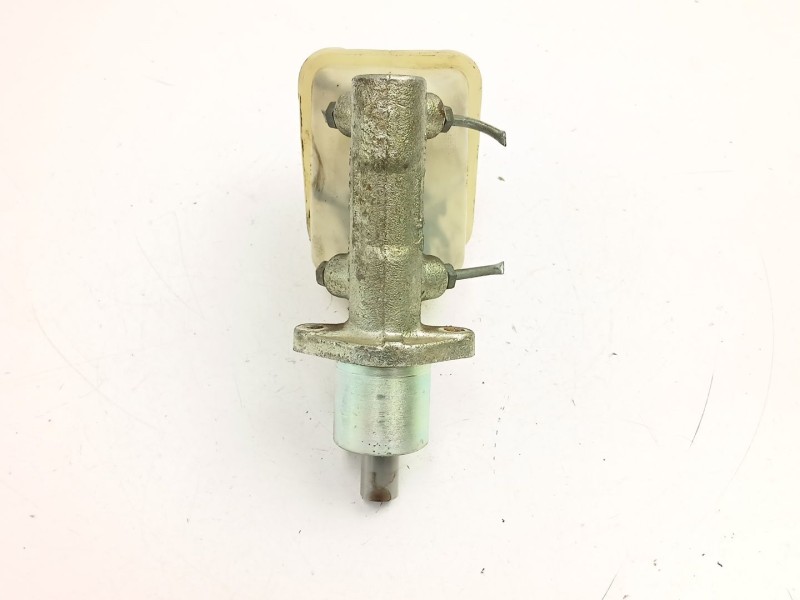 Recambio de bomba de freno para peugeot 205 plus 1.4 g referencia OEM IAM 4601H8  