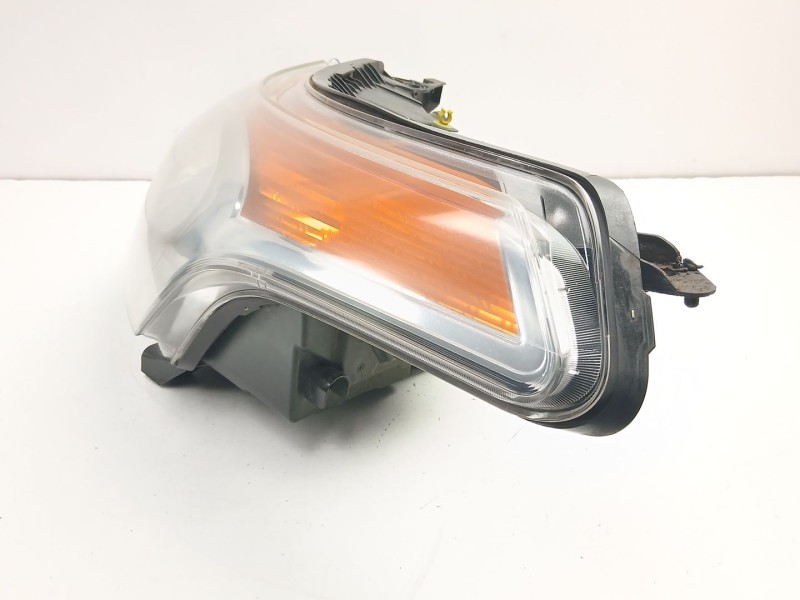 Recambio de faro izquierdo para citroën c3 picasso (sh_) 1.6 hdi referencia OEM IAM 9681873980 1EG00976701 