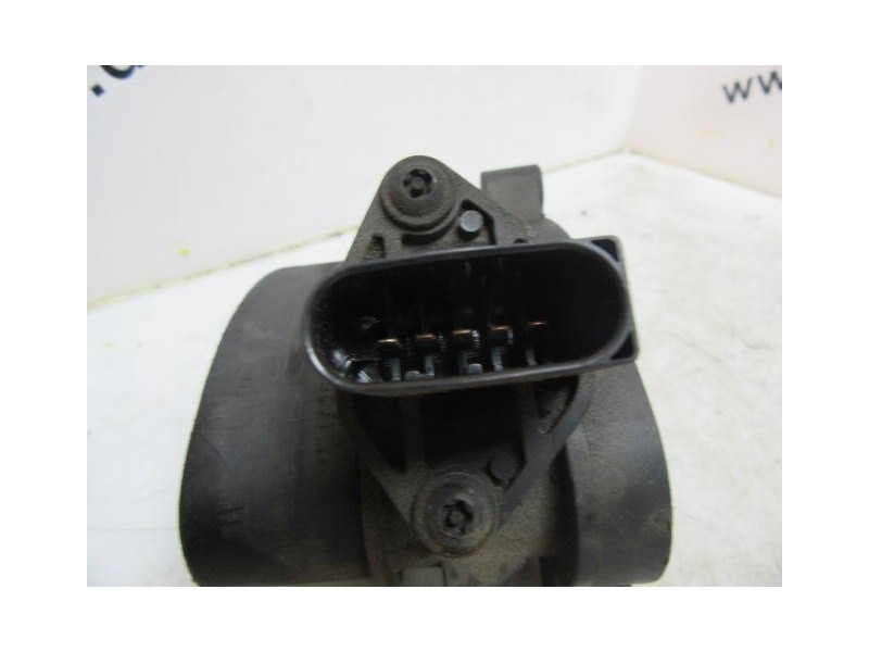 Recambio de caudalimetro : bmw x5 : 3.0 td (183cv) [2002] para bmw x5 3.0 td referencia OEM IAM 0928400468  