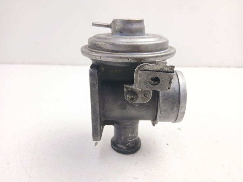 Recambio de valvula egr para bmw 3 (e46) 320 d referencia OEM IAM 7785452 72826400 