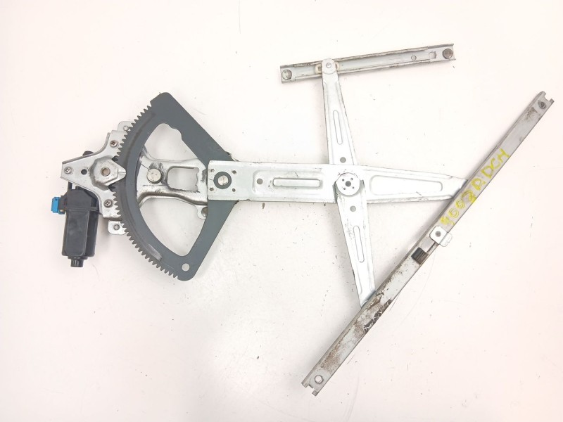 Recambio de elevalunas delantero derecho para daewoo tacuma (u100) 1.6 referencia OEM IAM 96261055  