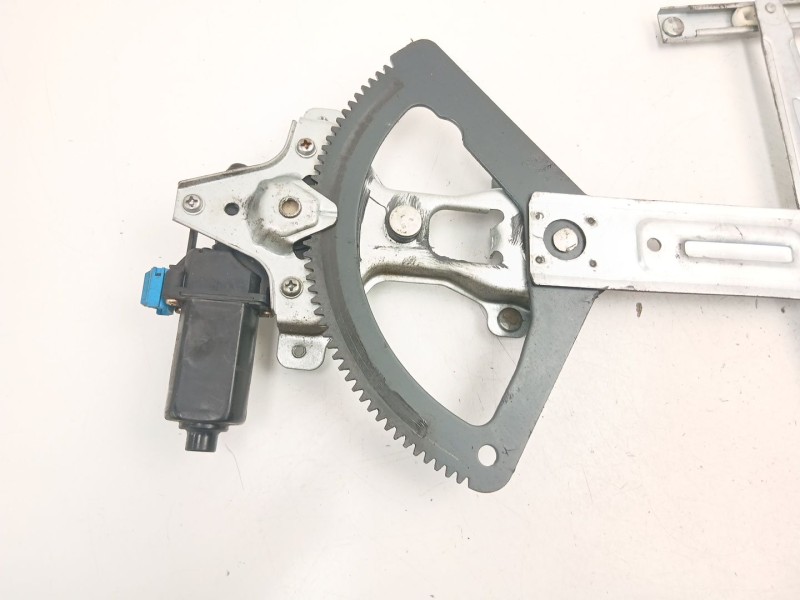 Recambio de elevalunas delantero derecho para daewoo tacuma (u100) 1.6 referencia OEM IAM 96261055  