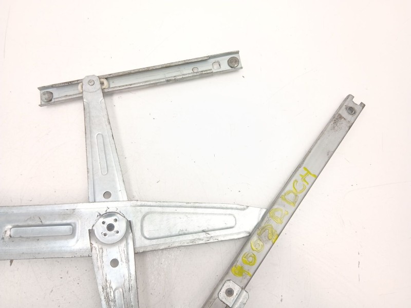 Recambio de elevalunas delantero derecho para daewoo tacuma (u100) 1.6 referencia OEM IAM 96261055  