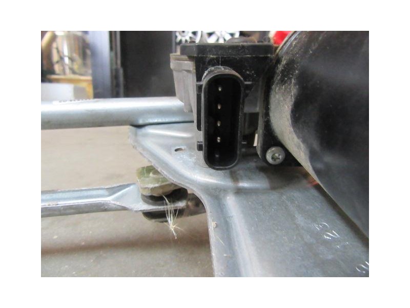 Recambio de motor limpia delantero : bmw x5 : 3.0 d - 30-6d-2 d (217,60cv) 6v 5p [2005] para bmw x5 3.0 d - 30-6d-2 d 6v referen