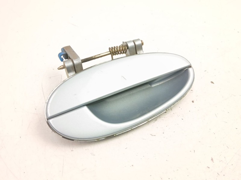 Recambio de manilla trasera derecha para daewoo tacuma (u100) 1.6 referencia OEM IAM 96260970  
