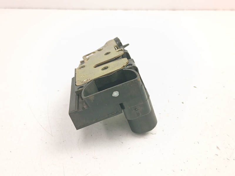 Recambio de cerradura puerta trasera derecha para daewoo tacuma (u100) 1.6 referencia OEM IAM 96260996  