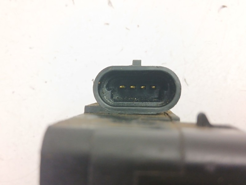 Recambio de cerradura puerta delantera izquierda para daewoo tacuma (u100) 1.6 referencia OEM IAM 96292105  