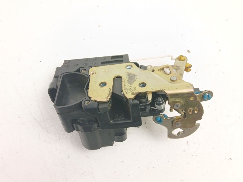 Recambio de cerradura puerta delantera derecha para daewoo tacuma (u100) 1.6 referencia OEM IAM 96292108  
