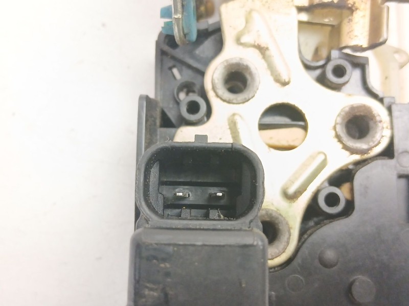 Recambio de cerradura puerta delantera derecha para daewoo tacuma (u100) 1.6 referencia OEM IAM 96292108  