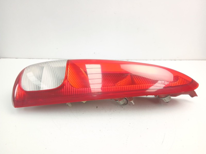 Recambio de piloto trasero derecho para daewoo tacuma (u100) 1.6 referencia OEM IAM 96460014  