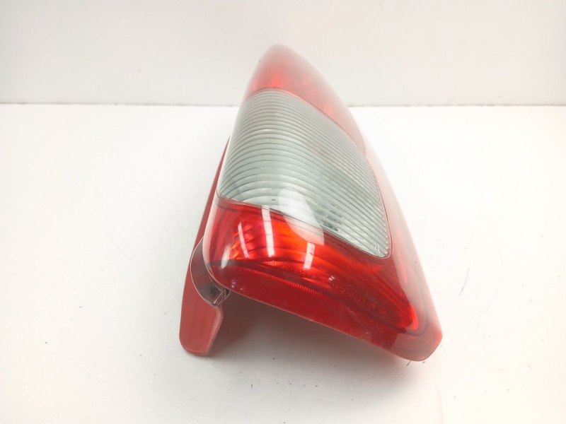 Recambio de piloto trasero derecho para daewoo tacuma (u100) 1.6 referencia OEM IAM 96460014  