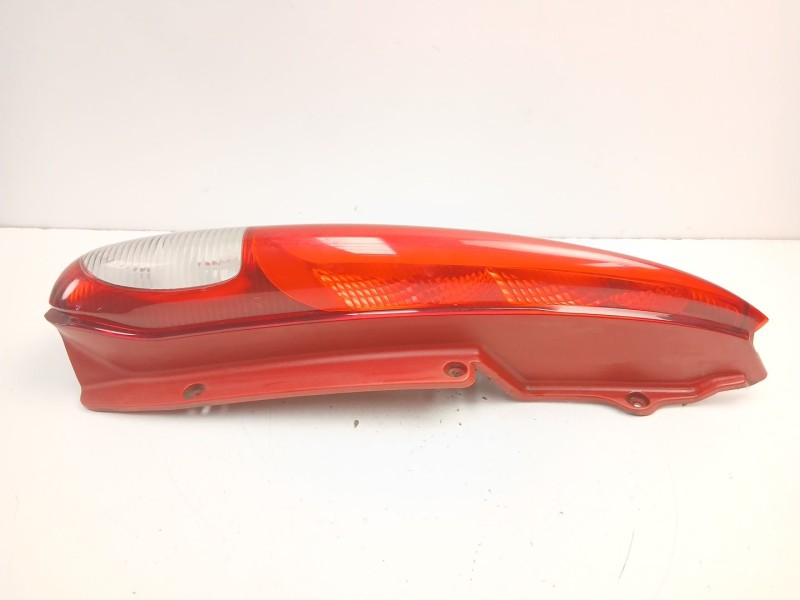 Recambio de piloto trasero izquierdo para daewoo tacuma (u100) 1.6 referencia OEM IAM 96460013  