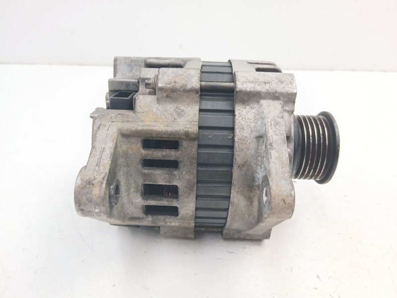 Recambio de alternador para daewoo tacuma (u100) 1.6 referencia OEM IAM 96288095  