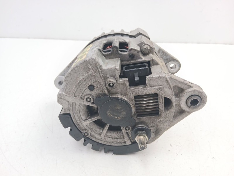 Recambio de alternador para daewoo tacuma (u100) 1.6 referencia OEM IAM 96288095  