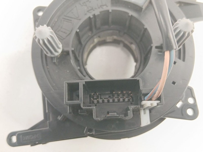 Recambio de anillo airbag para ford focus iii 1.6 tdci referencia OEM IAM BV6T14A664AF  