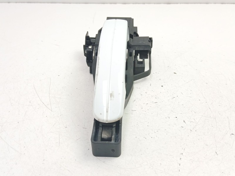 Recambio de manilla delantera izquierda para ford focus iii 1.6 tdci referencia OEM IAM BM51A224A37DG  