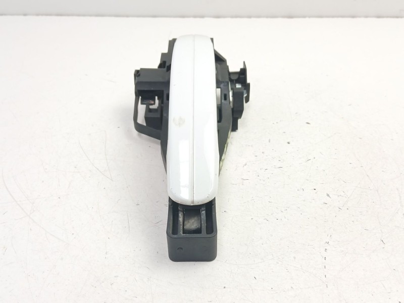 Recambio de manilla delantera derecha para ford focus iii 1.6 tdci referencia OEM IAM BM51A224A36CG  