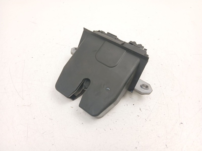 Recambio de cerradura maletero porton para ford focus iii 1.6 tdci referencia OEM IAM 8M51R442A66DA  