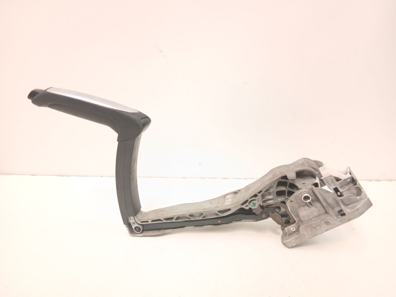 Recambio de palanca freno de mano para ford focus iii 1.6 tdci referencia OEM IAM BV612780AF  