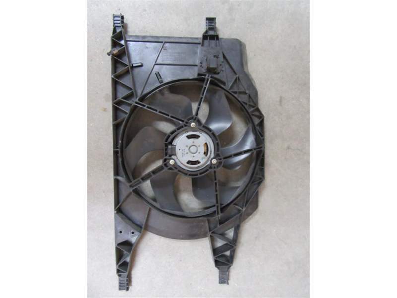 Recambio de electroventilador para renault laguna 1.9 dci f9q c750 referencia OEM IAM   